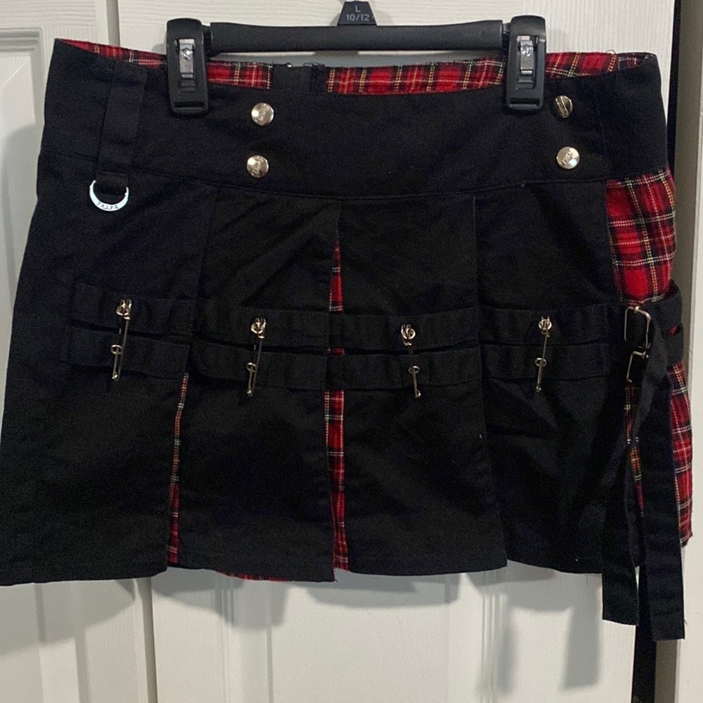 Vintage, black and red plaid tripp nyc skirt with pin detailing